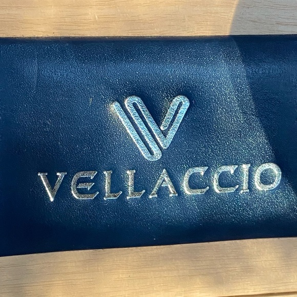 Vintage Vellaccio Watch Set His/Hers New With Box $199 Retail - Picture 9 of 13